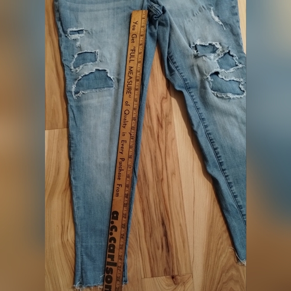 Maurice's Distressed ankle cut jeggings - Picture 10 of 12